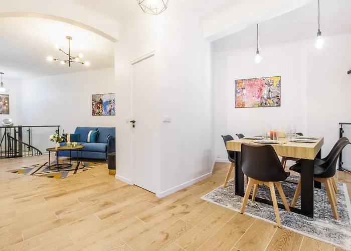 Magnificent Duplex - 2Br-6P - Near Montmartre